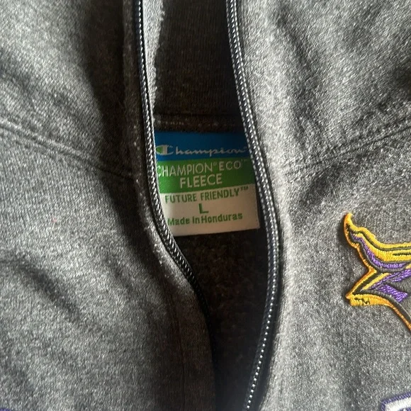 Vintage Mankato State Quarter-zip - Picture 4 of 6